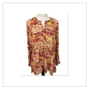 Torrid tie waist top in red and yellow Size 3-3X/22-24